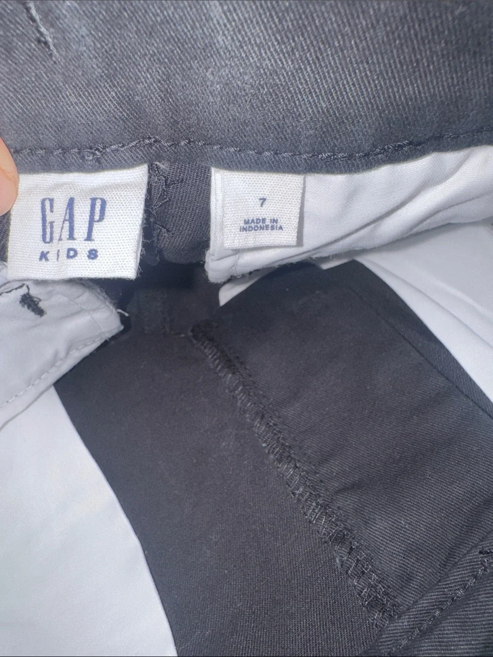 GAP tailored black